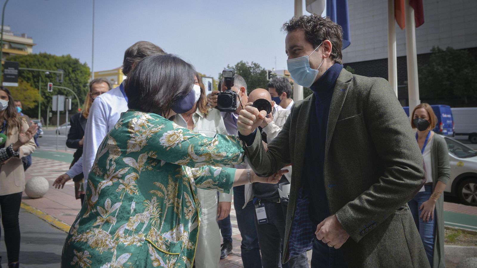 La llegada de Teodoro García Egea a la sede del congreso del PP de Sevilla