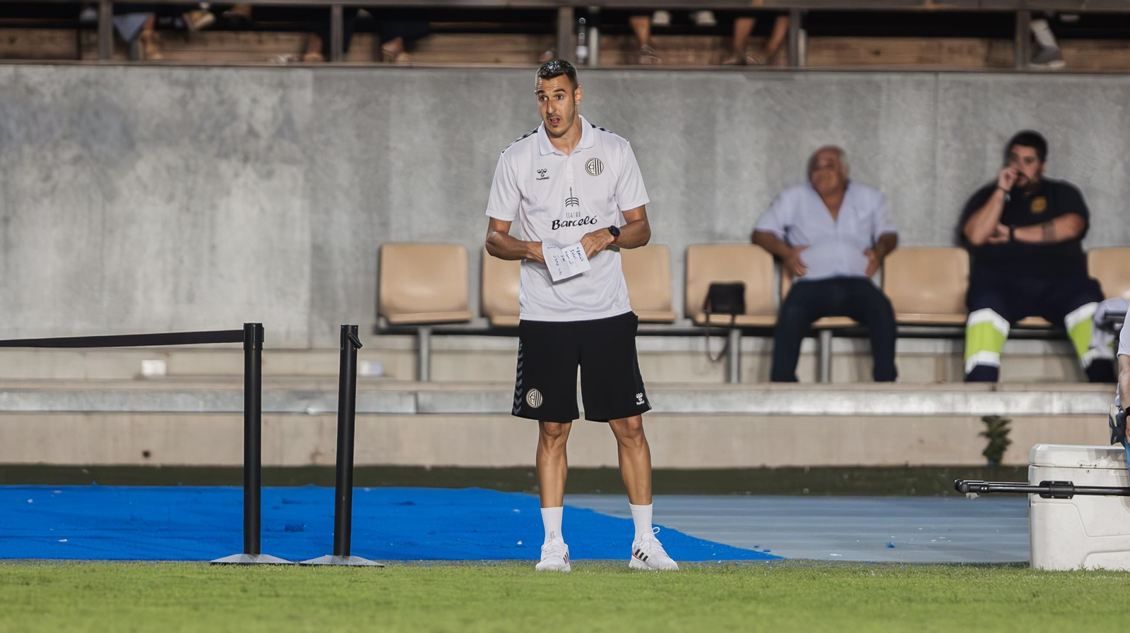 Imágenes del triunfo del Xerez DFC en el 34 Trofeo de la Vendimia