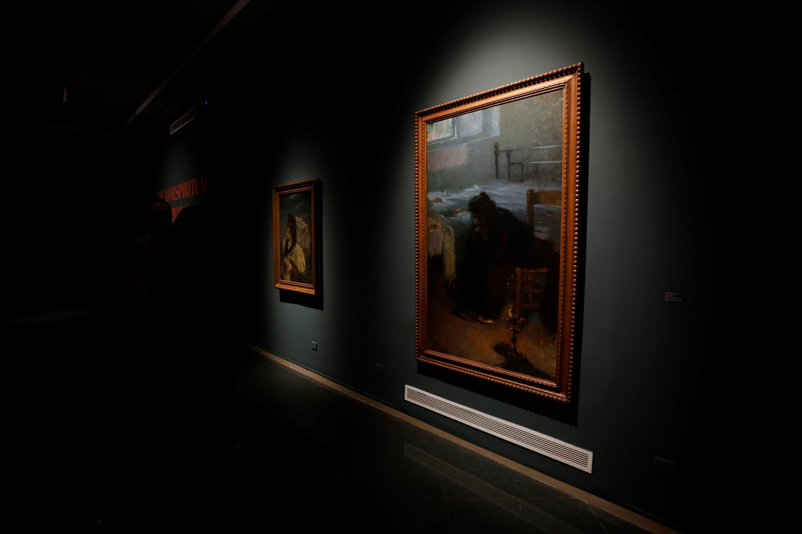 La exposición de Julio Romero de Torres y Zuloaga en Córdoba, en imágenes