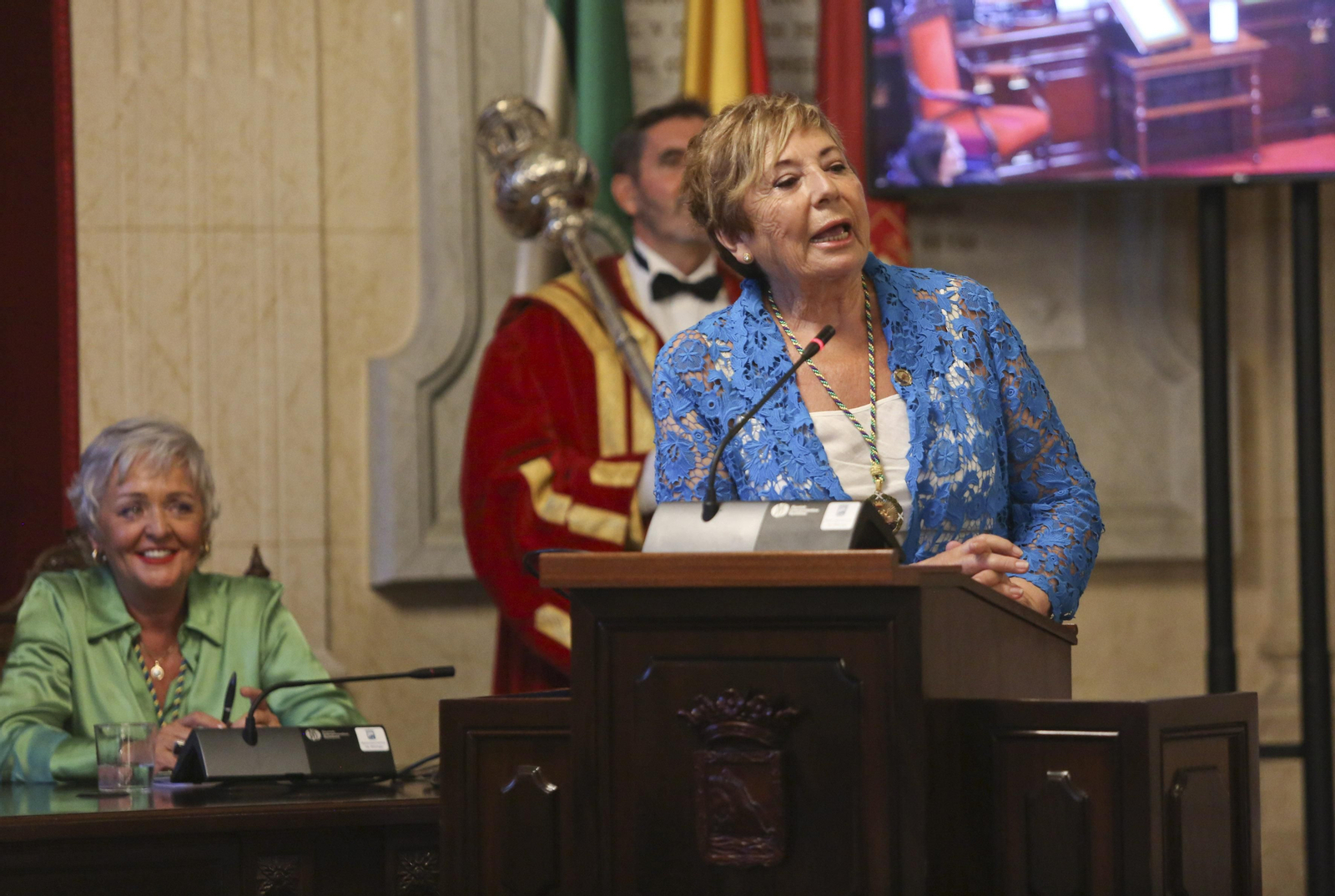 Homenaje a Celia Villalobos en el Ayuntamiento de Málaga (fotos)