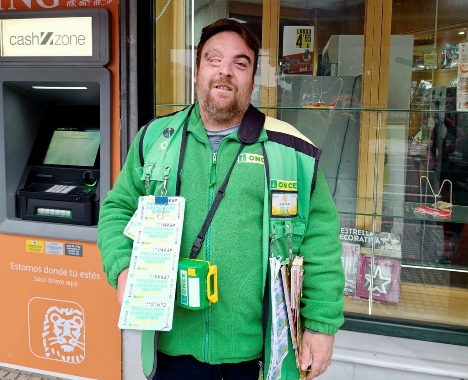 Juan Jesús Molero, vendedor de la ONCE en Bormujos