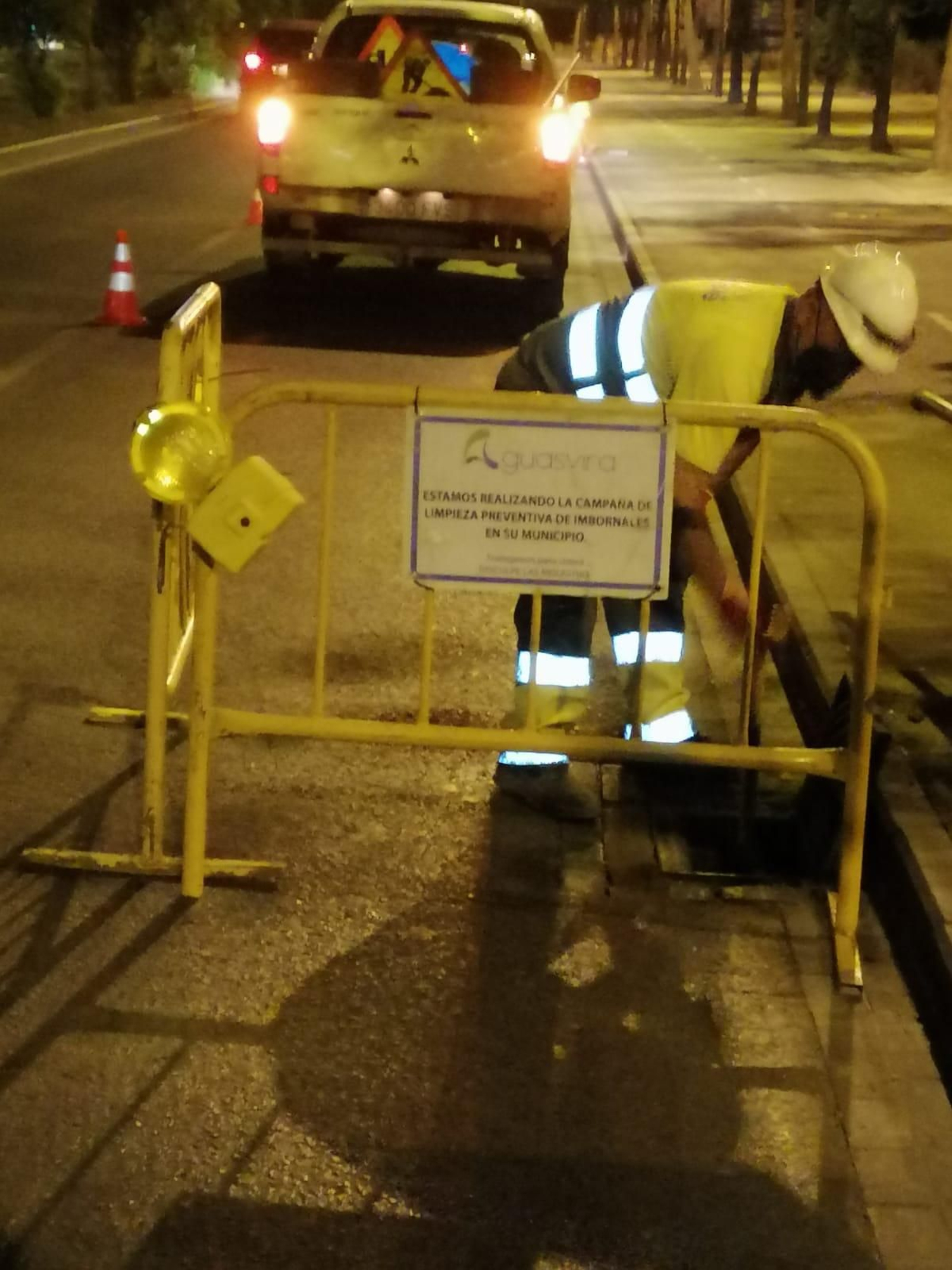 Imagen de los trabajos de limpieza.