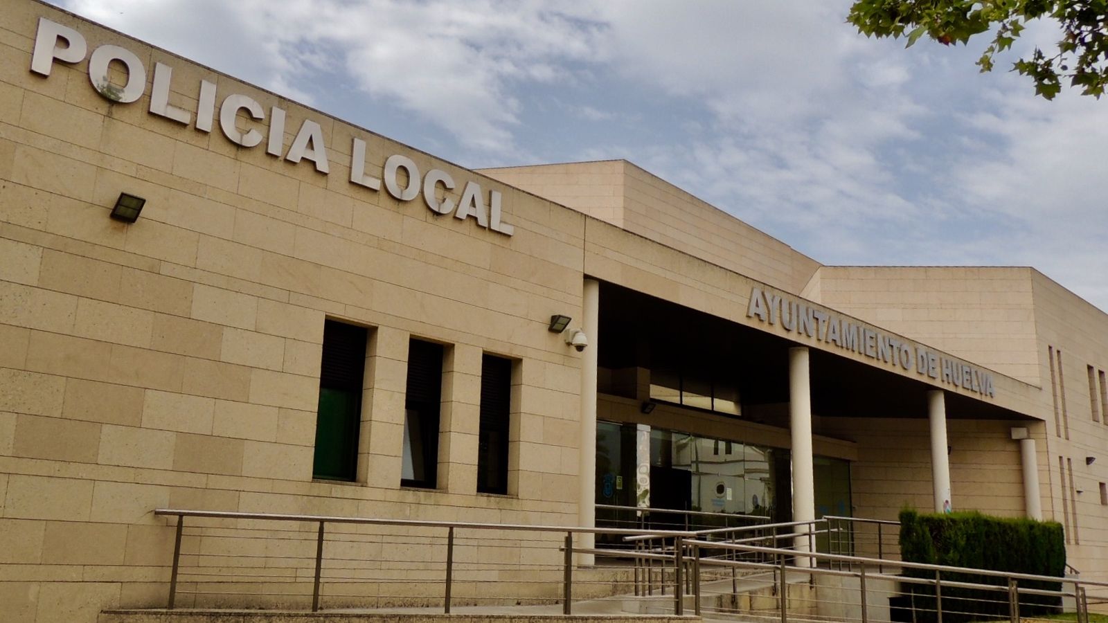 La Jefatura de la Policía Local de Huelva, donde han prestado declaración los testigos.