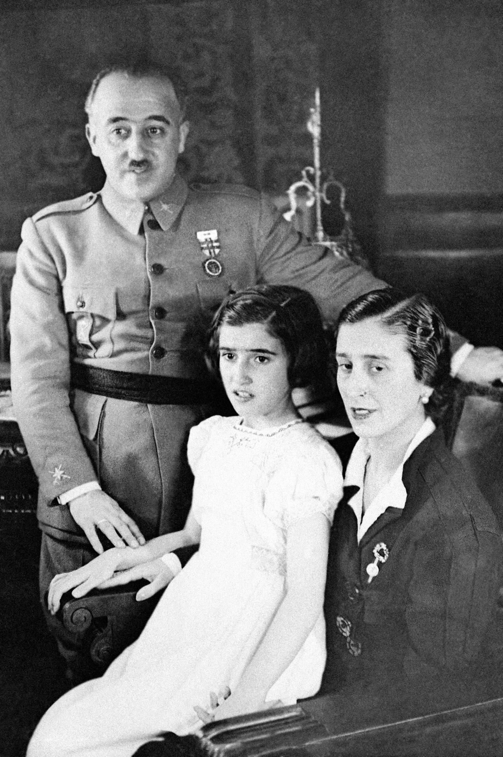 La Familia Franco La Familia Franco