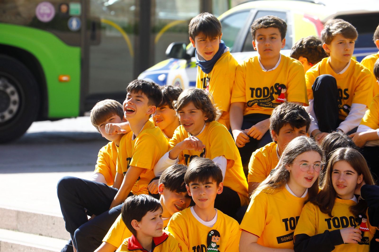 Las mejores imágenes del abrazo a la Mezquita-Catedral por las enfermedades raras
