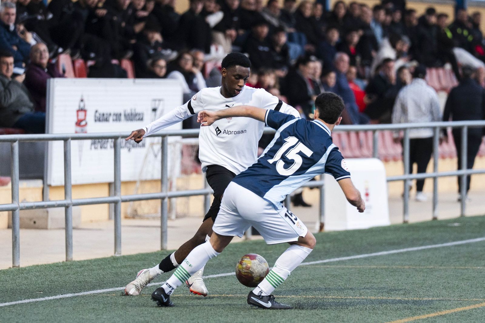 La Cañada-Córdoba CF de la División de Honor Juvenil, en imágenes
