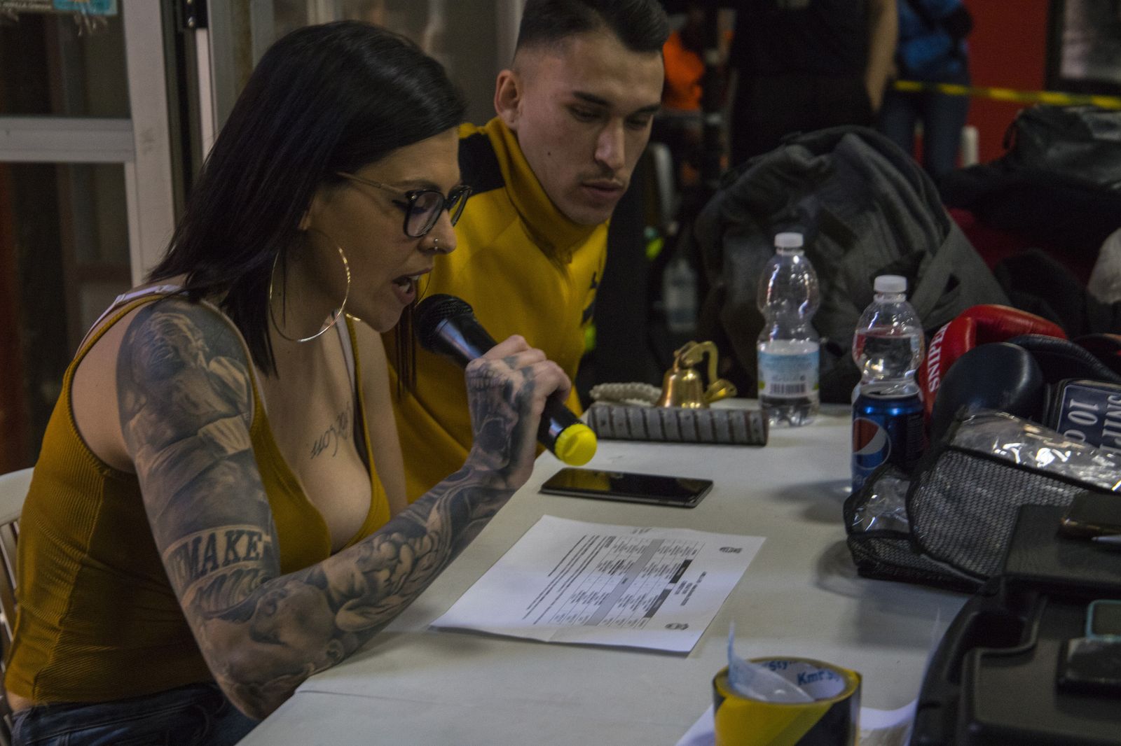 La cantera del boxeo granadino se luce en Armilla