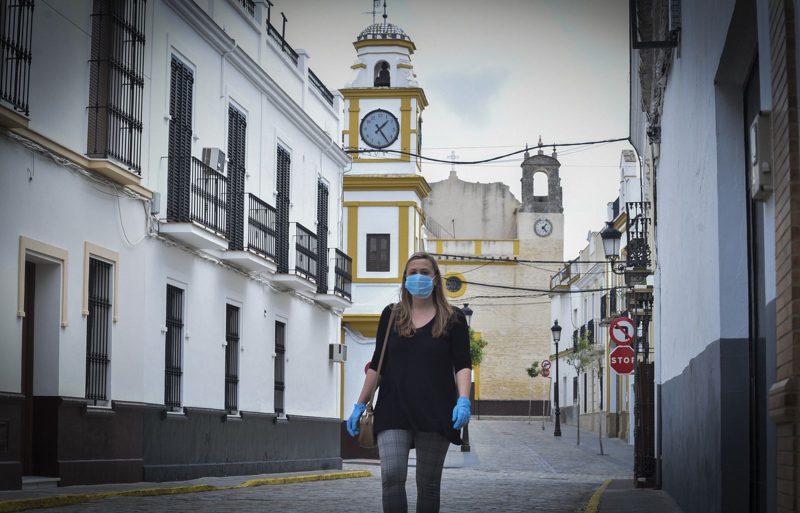 La resistencia en las calles de Sevilla Este y La puebla del Río: corazón de Sevilla y puerta de Doñana