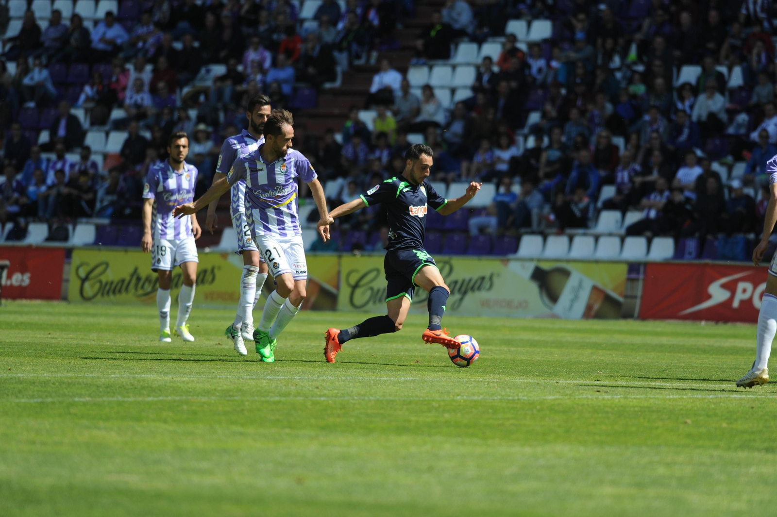 El Valladolid-Córdoba CF, en imágenes