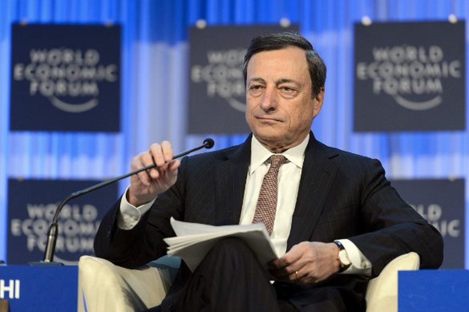 Draghi sitúa la recuperación economica de la eurozona en la segunda mitad de 2013