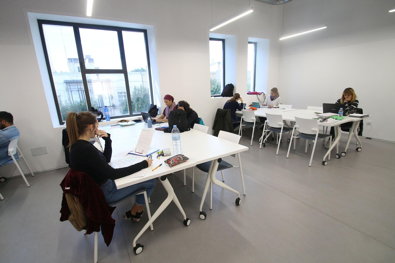 Fotogalería de la Biblioteca Central José María Artero