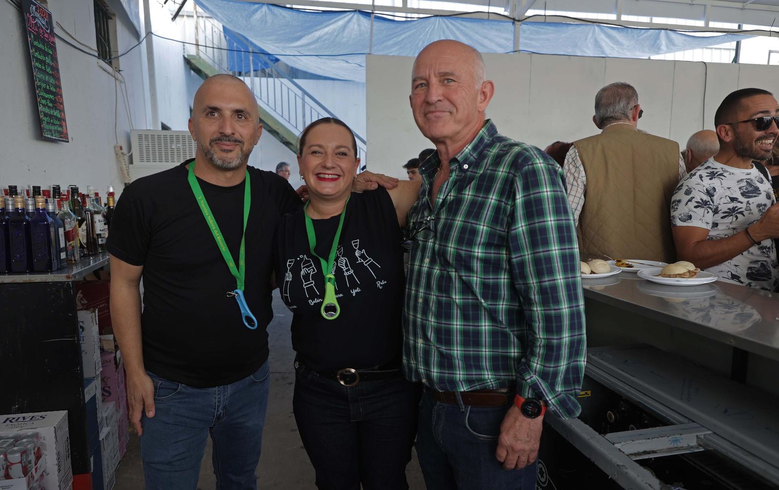 Búscate en las fotos de la Olla de San Isidro en Los Barrios .