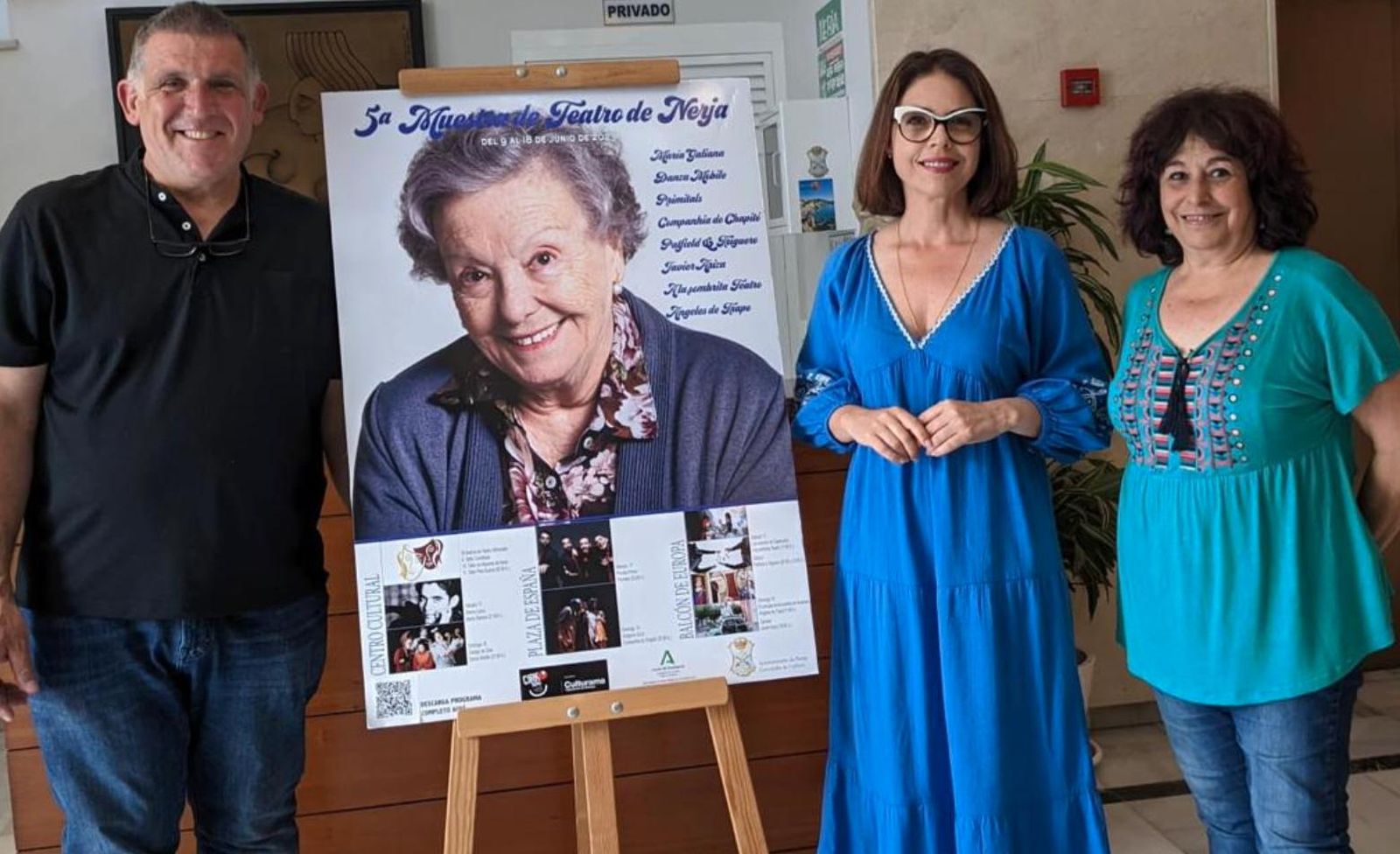 Cartel promocional de la 5ª Muestra de Teatro de Nerja