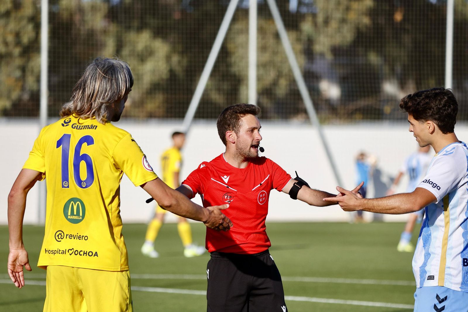 El Atlético Malagueño no pasa del 0-0 con el Marbellí y el Jaén lo celebra