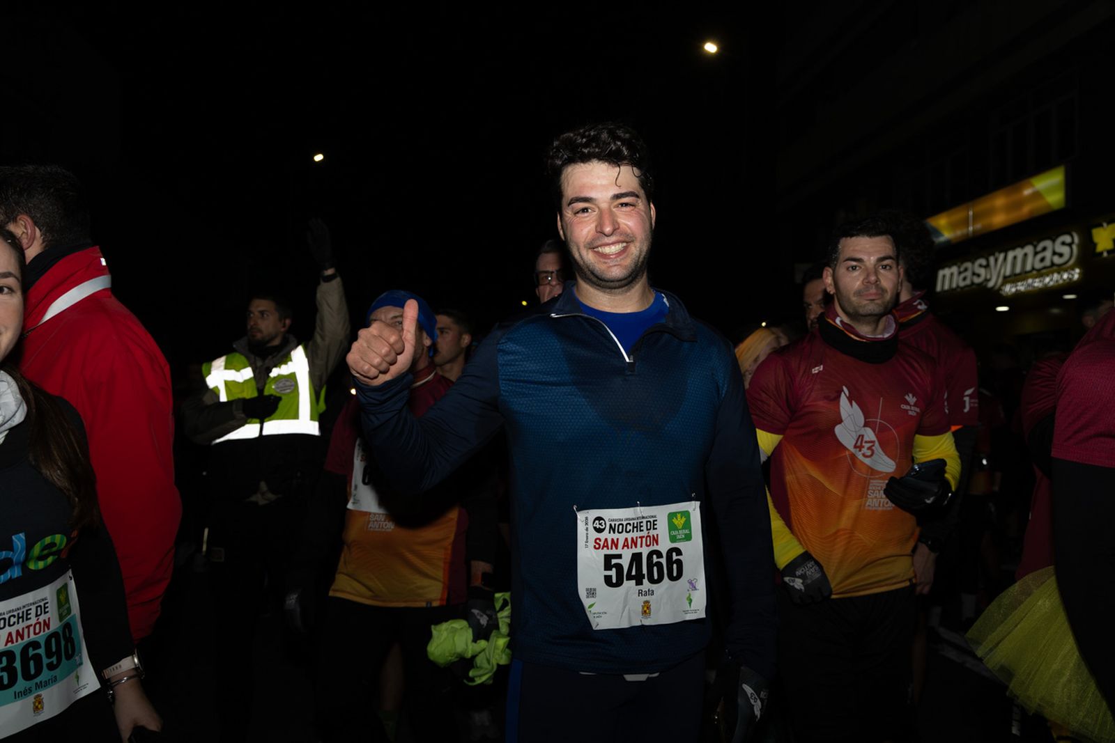 En imágenes: búscate en tu llegada a meta de la Carrera de San Antón 2026 (III)