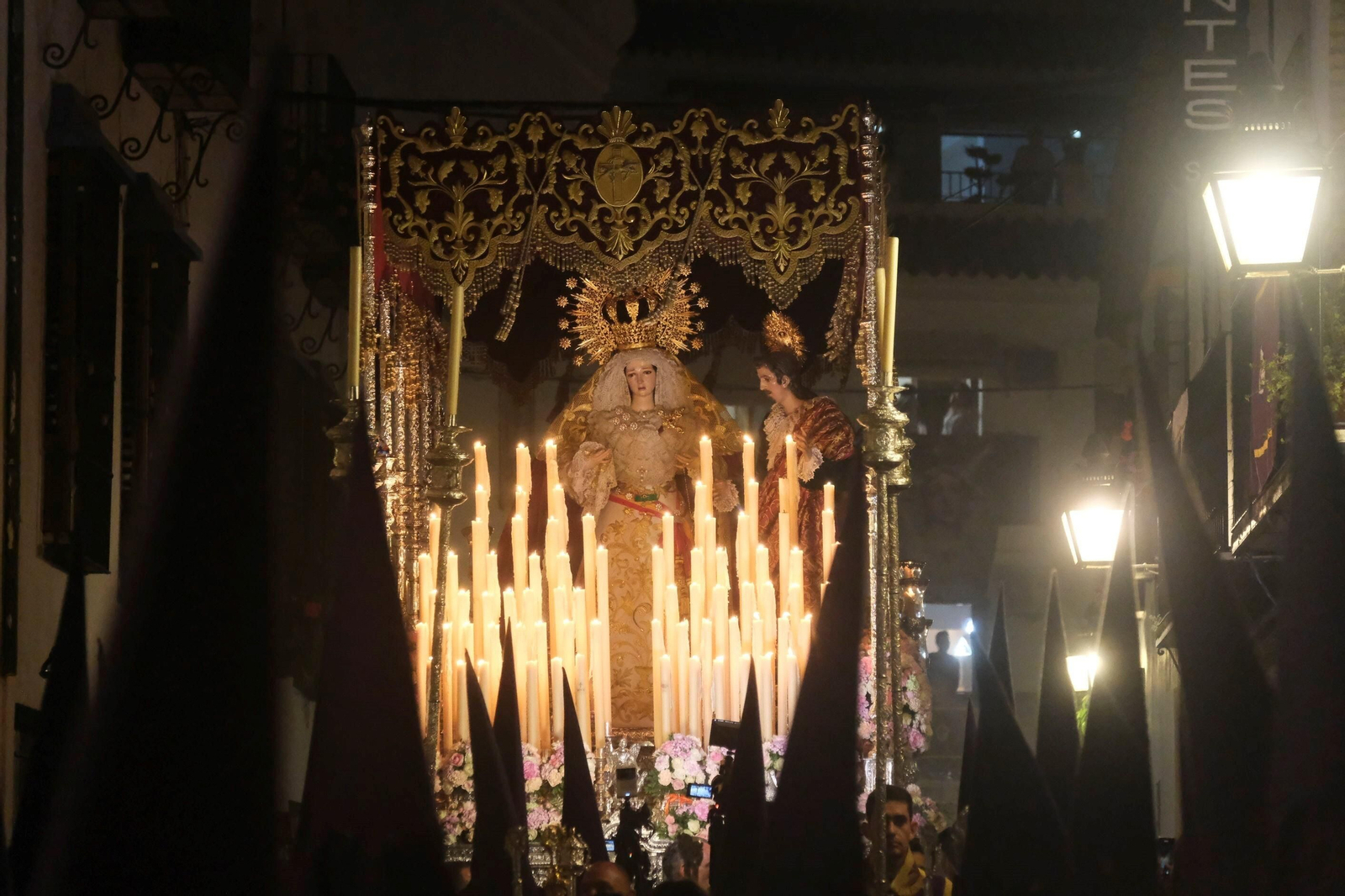 Miércoles Santo en Córdoba: la procesión de la Pasión, en imágenes