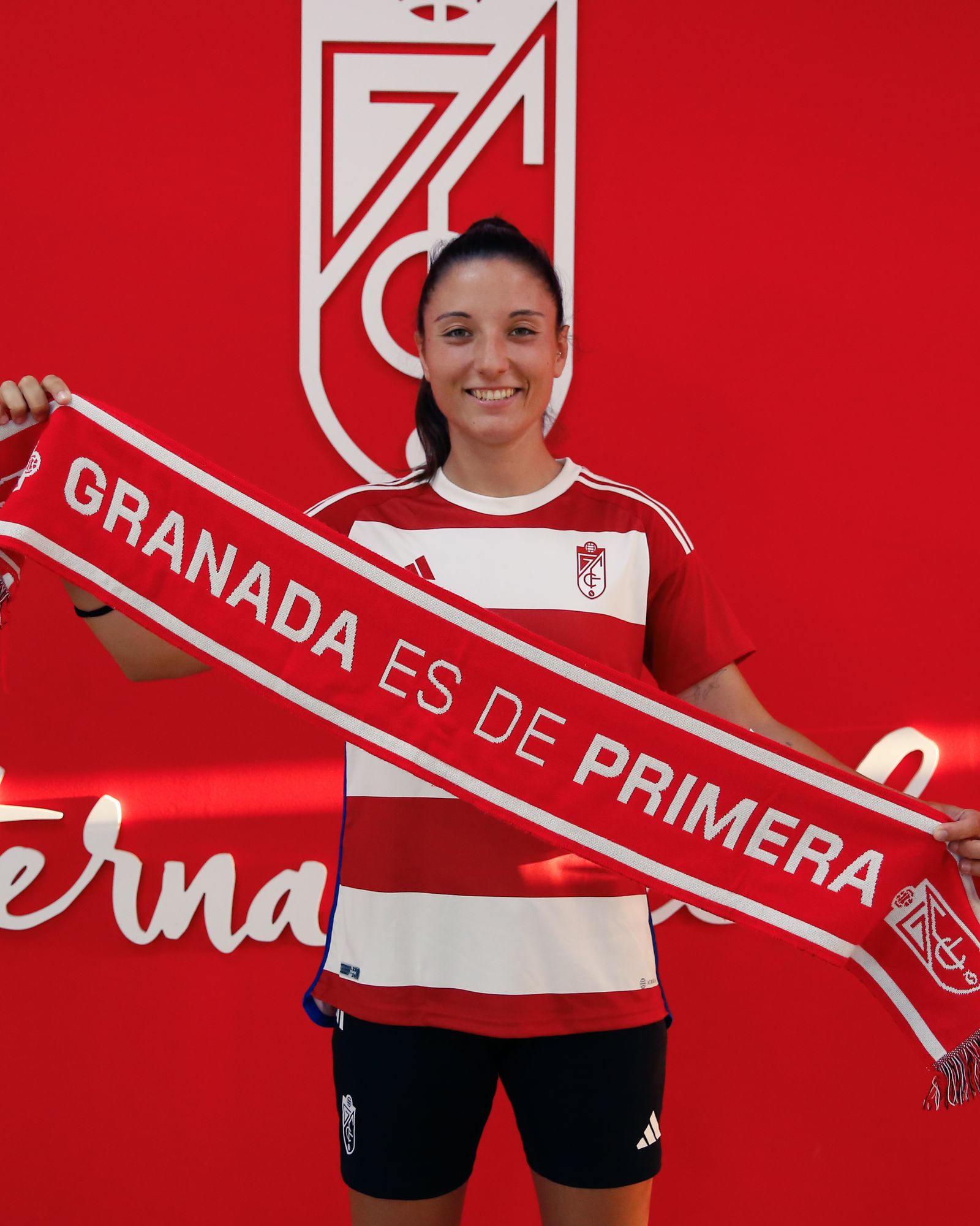 Lucía Martínez, nueva jugadora del Granada CF