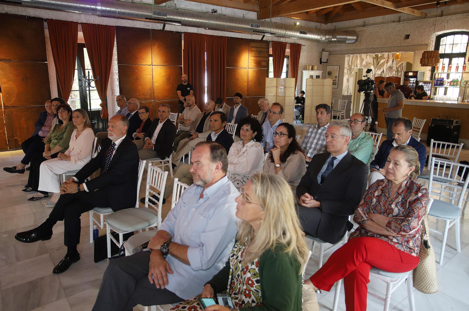 Imágenes del Foro Gerardo Rojas con Teresa Rasero como conferenciante