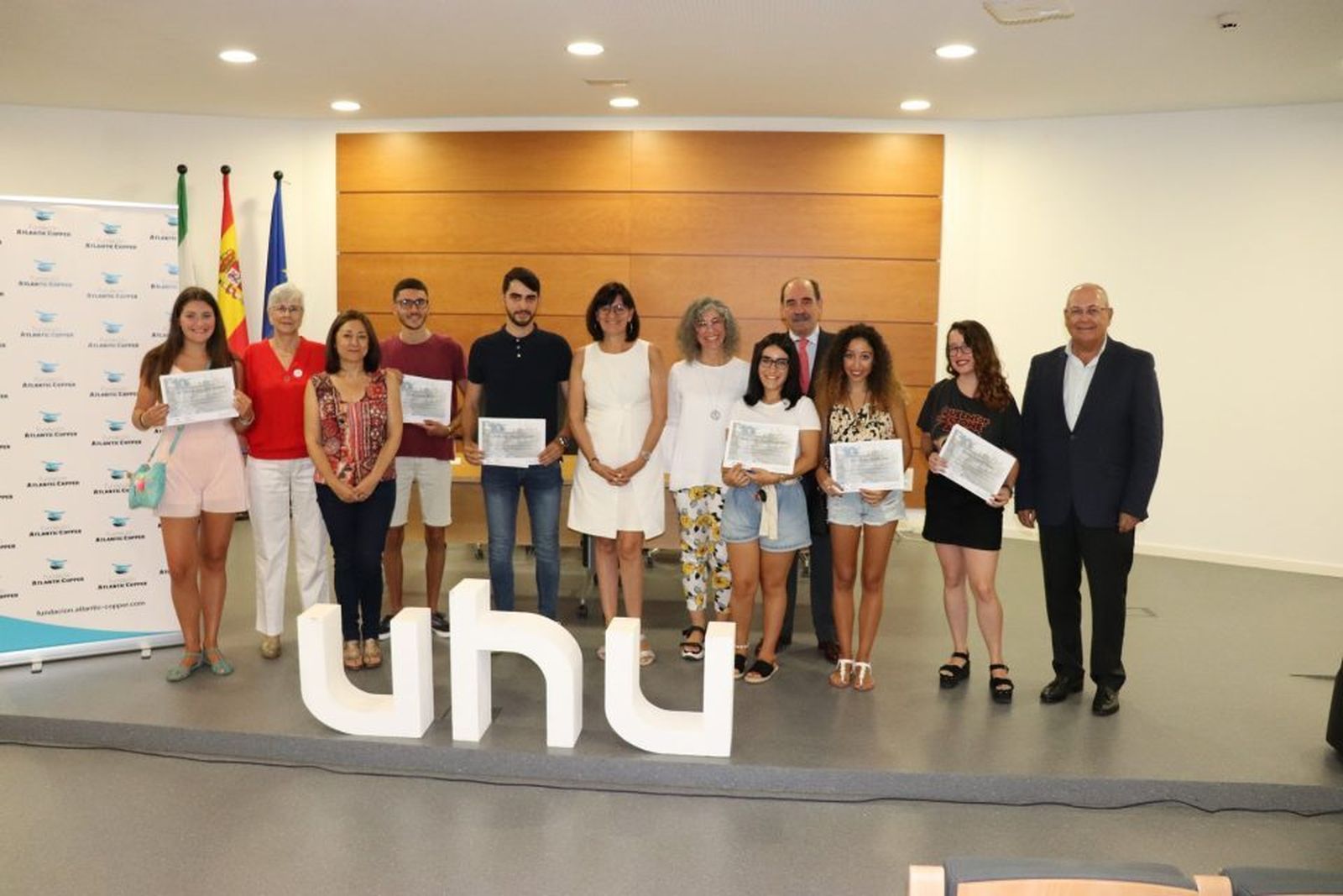 Imagen de la entrega de las becas de la Fundación Atlantic Copper el pasado curso escolar.