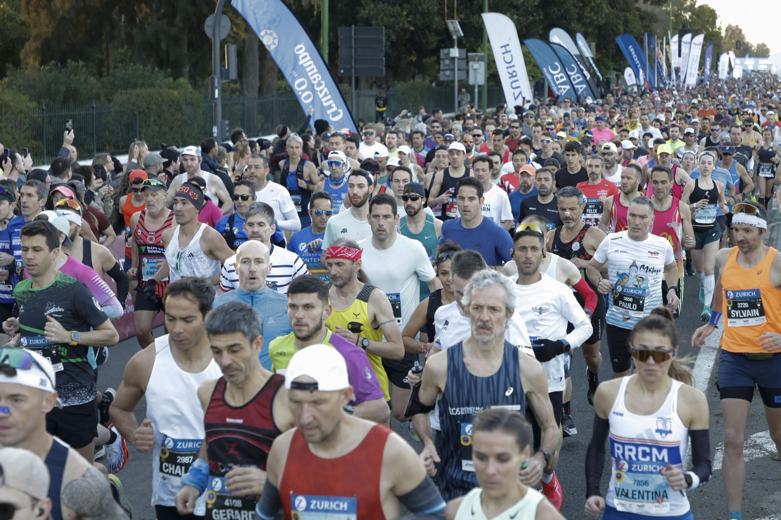 Búscate en el Zurich Maratón de Sevilla 2025