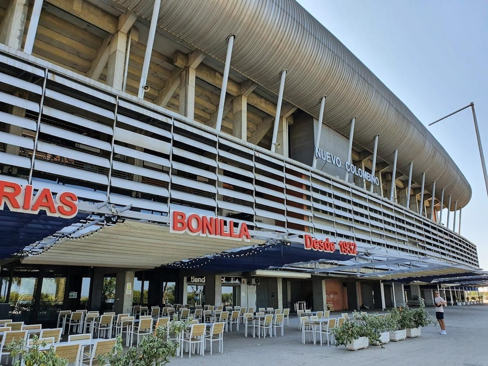 Recre-Cacereño: Bares y restaurantes para comer cerca del Estadio Colombino
