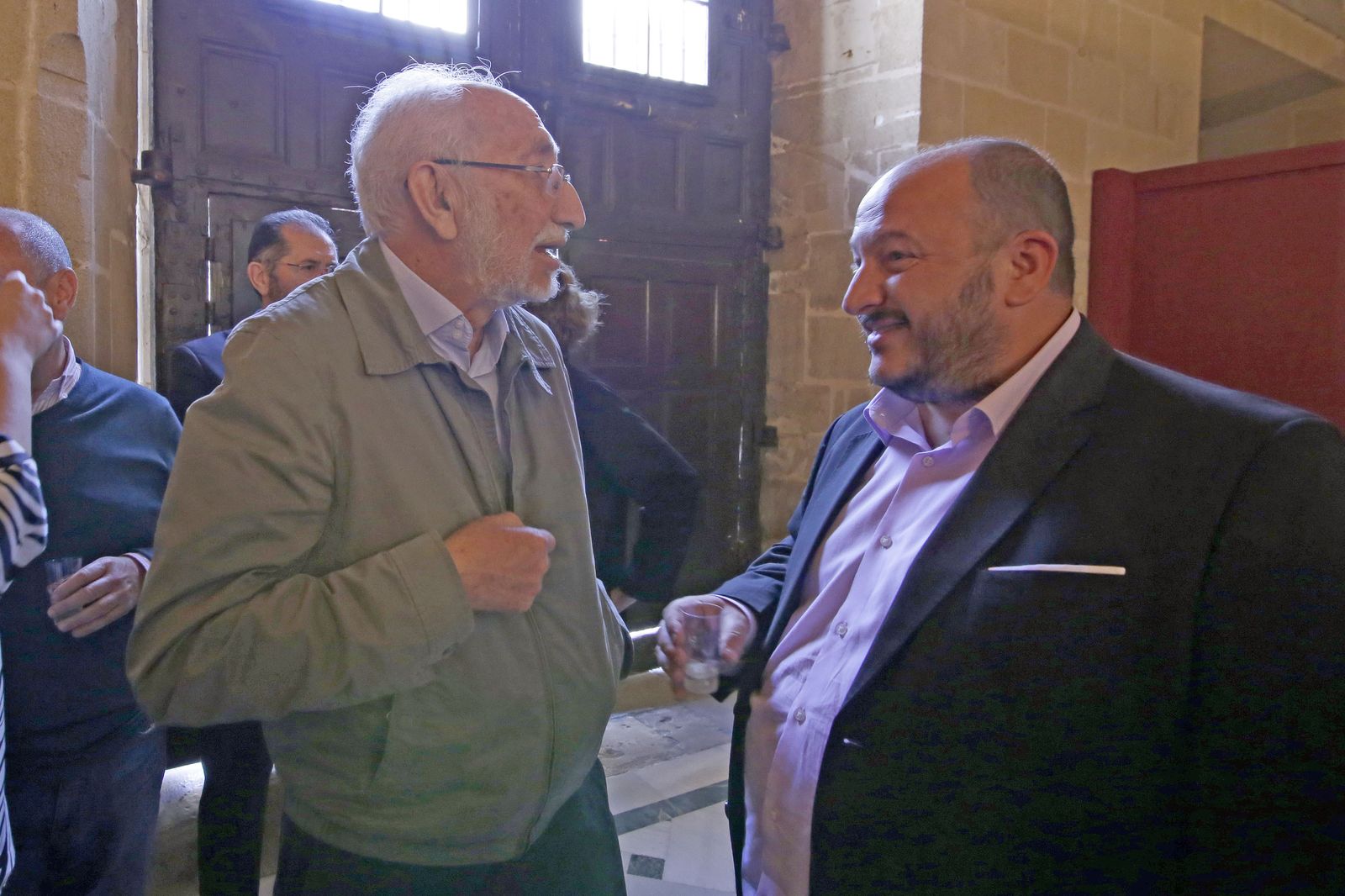 Imágenes del acto institucional del 40 aniversario de las primeras elecciones municipales