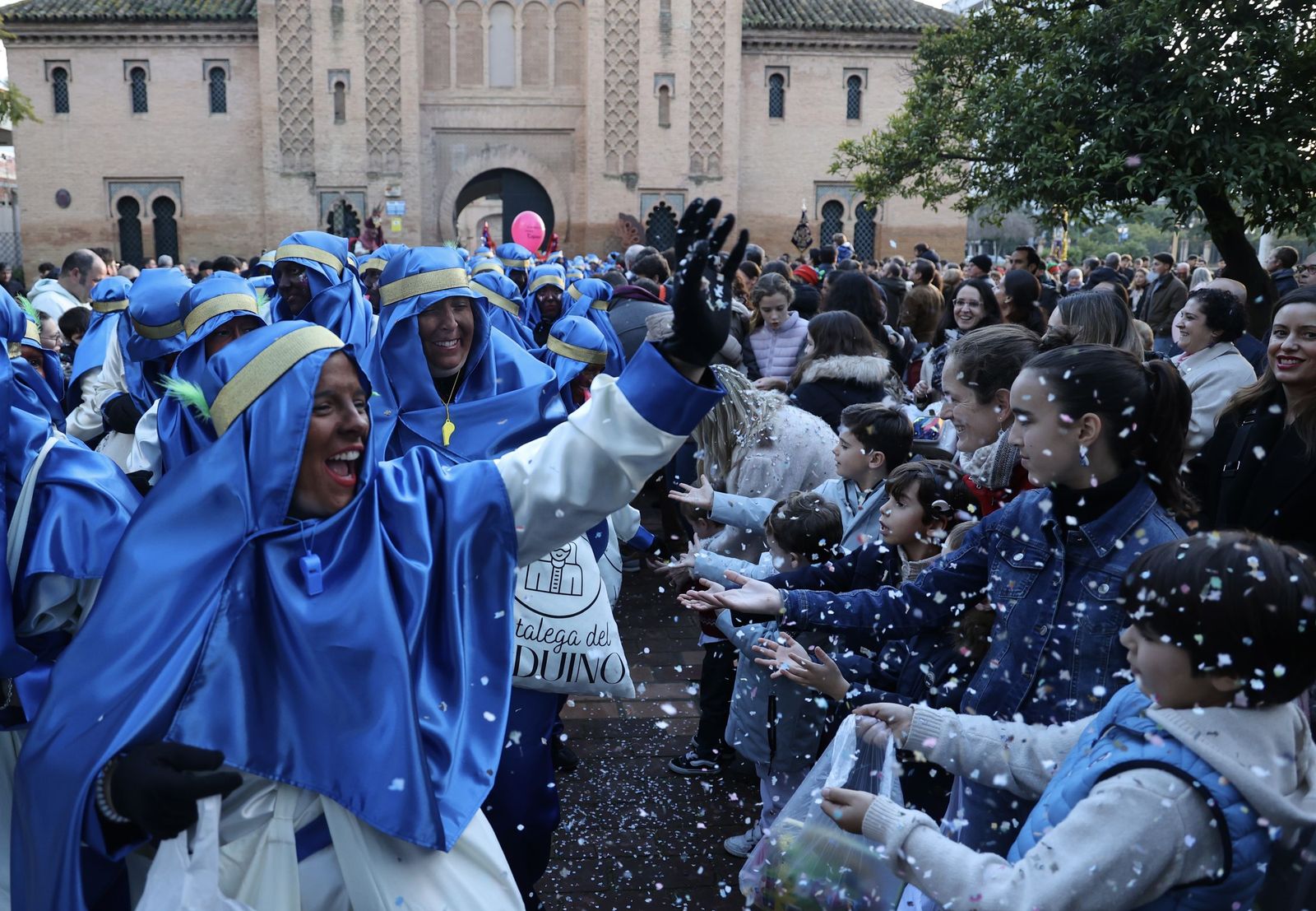 Las fotos del Heraldo de los Reyes Magos en Nervión