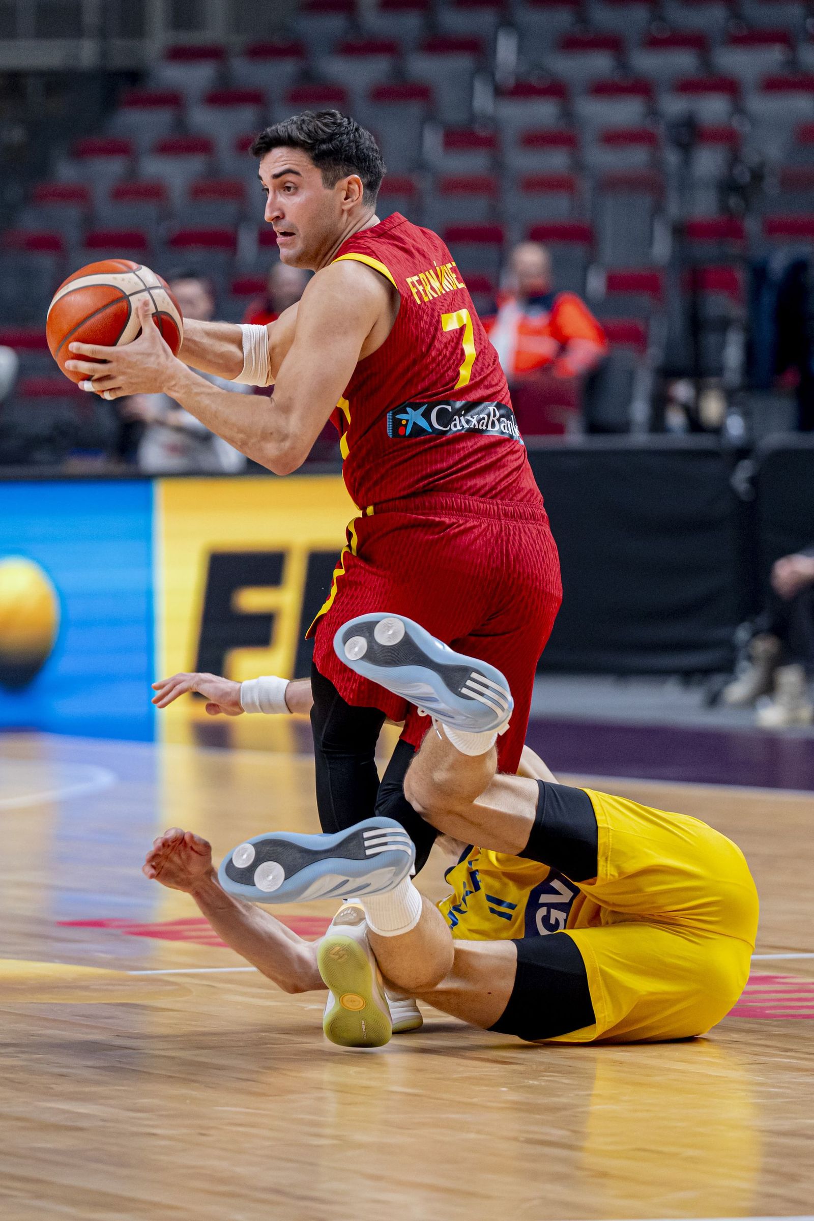 Las mejores fotos del Ucrania-España de baloncesto