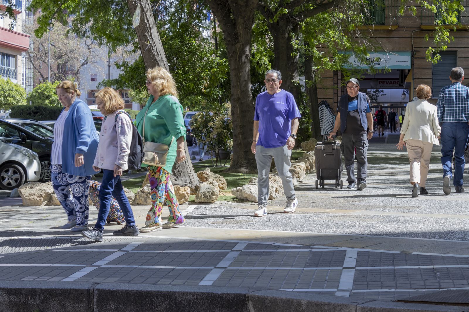 Imágenes del lunes 17 de abril en Huelva