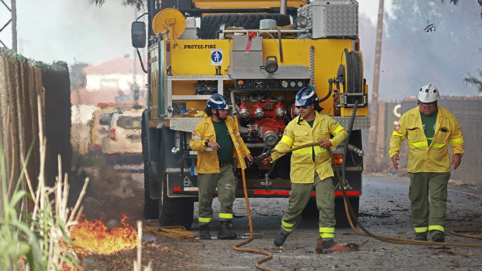 Incendio en el Camino de La Rana en La Línea