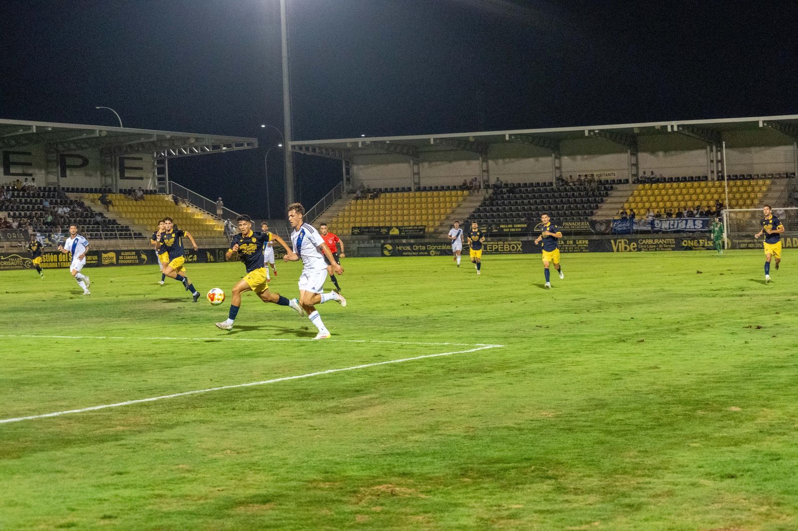 Imágenes del partido AD Merida - Recreativo de Huelva del Trofeo de la Bella