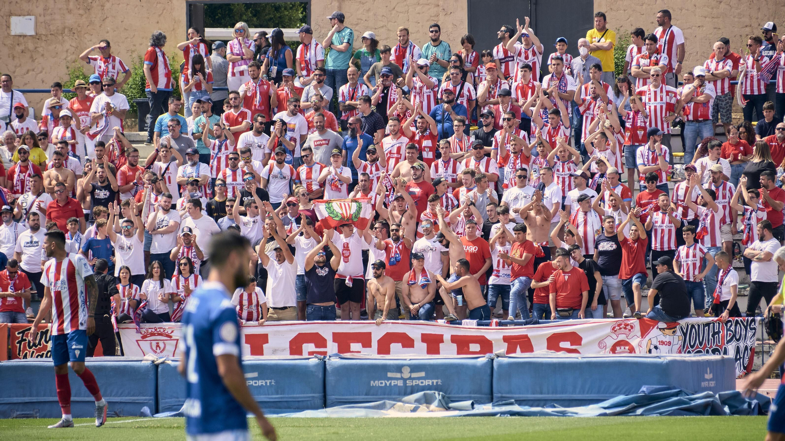Las fotos de la afición del Algeciras en San Fernando