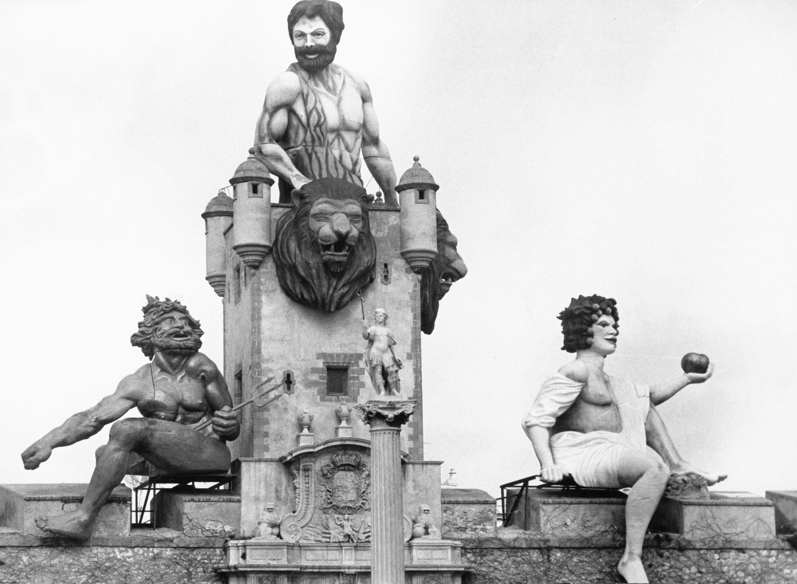 Cuando en Carnaval se iluminaban las calles y se ponían exornos