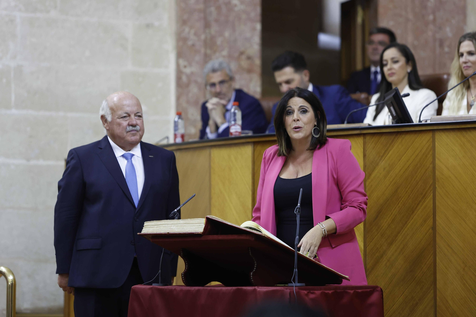 La constitución del Parlamento andaluz, todas las imágenes