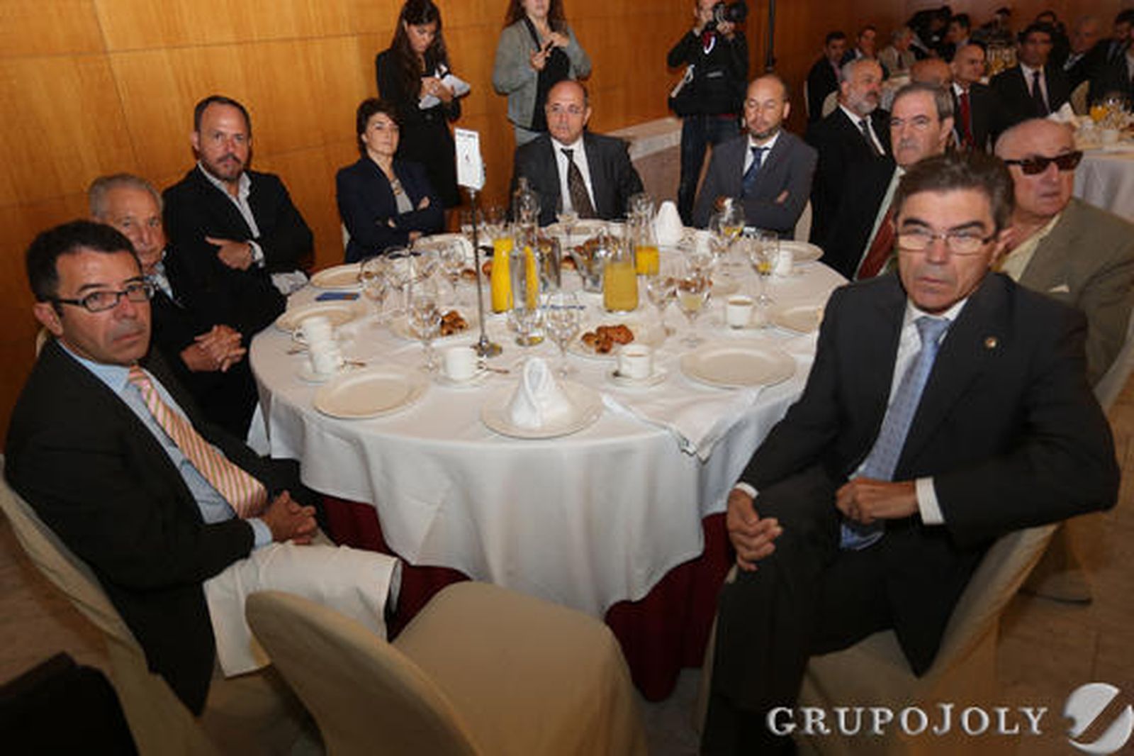 Angel David Sánchez, José María Elordi, Juan Maldonado, Yolanda Carballo, Jesús Ruiz, Manuel Pallares, Rafael Talavera, Federico Romero y Pedro Toledo. / Albiñana