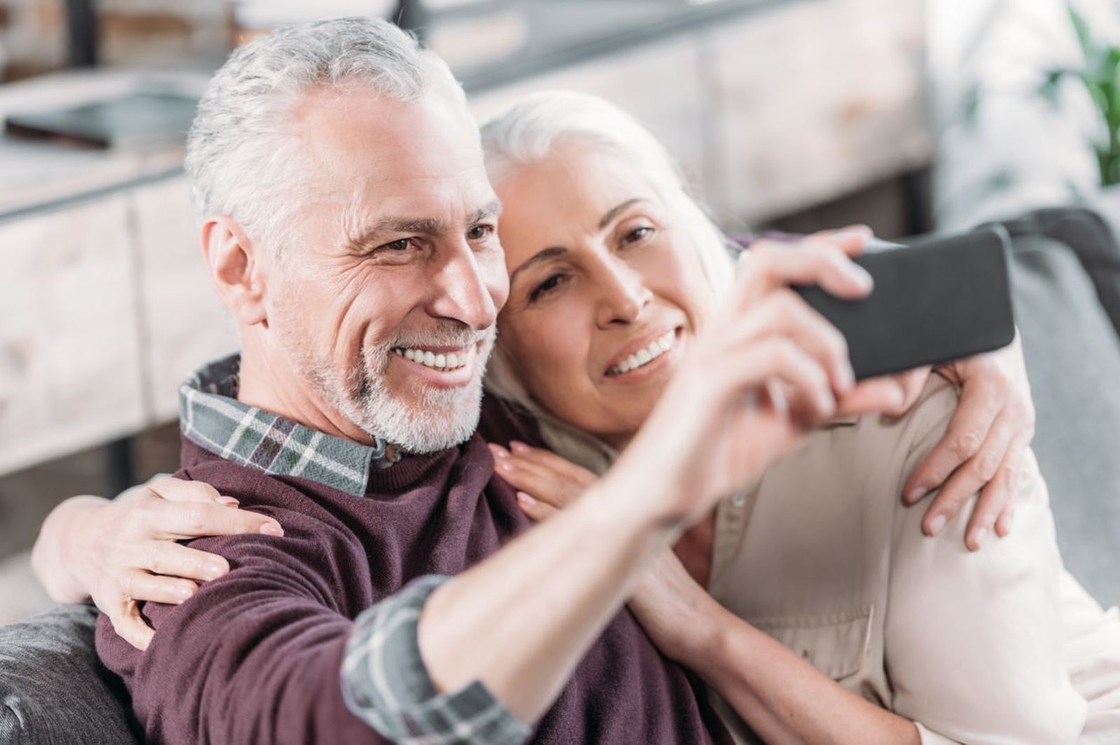 Es posible realizar el tratamiento en ambos ojos el mismo día en 10-15 minutos.