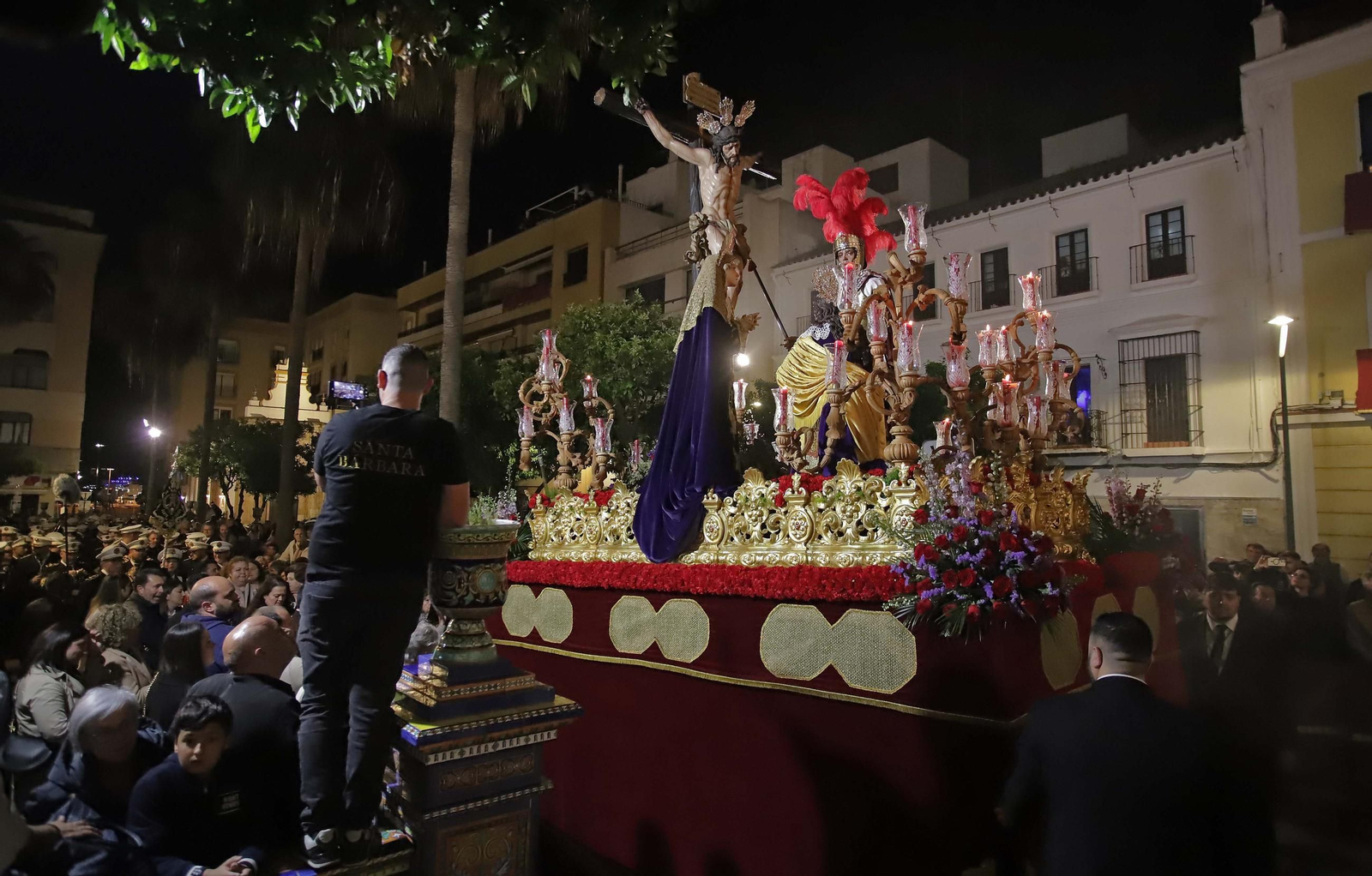 Fotos del Viernes Santo en Algeciras: Santo Entierro, Misericordia y Sagrada Mortaja