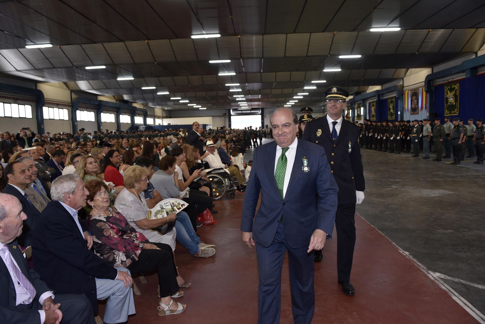 Imágenes de los actos por el Día del Pilar en Sevilla