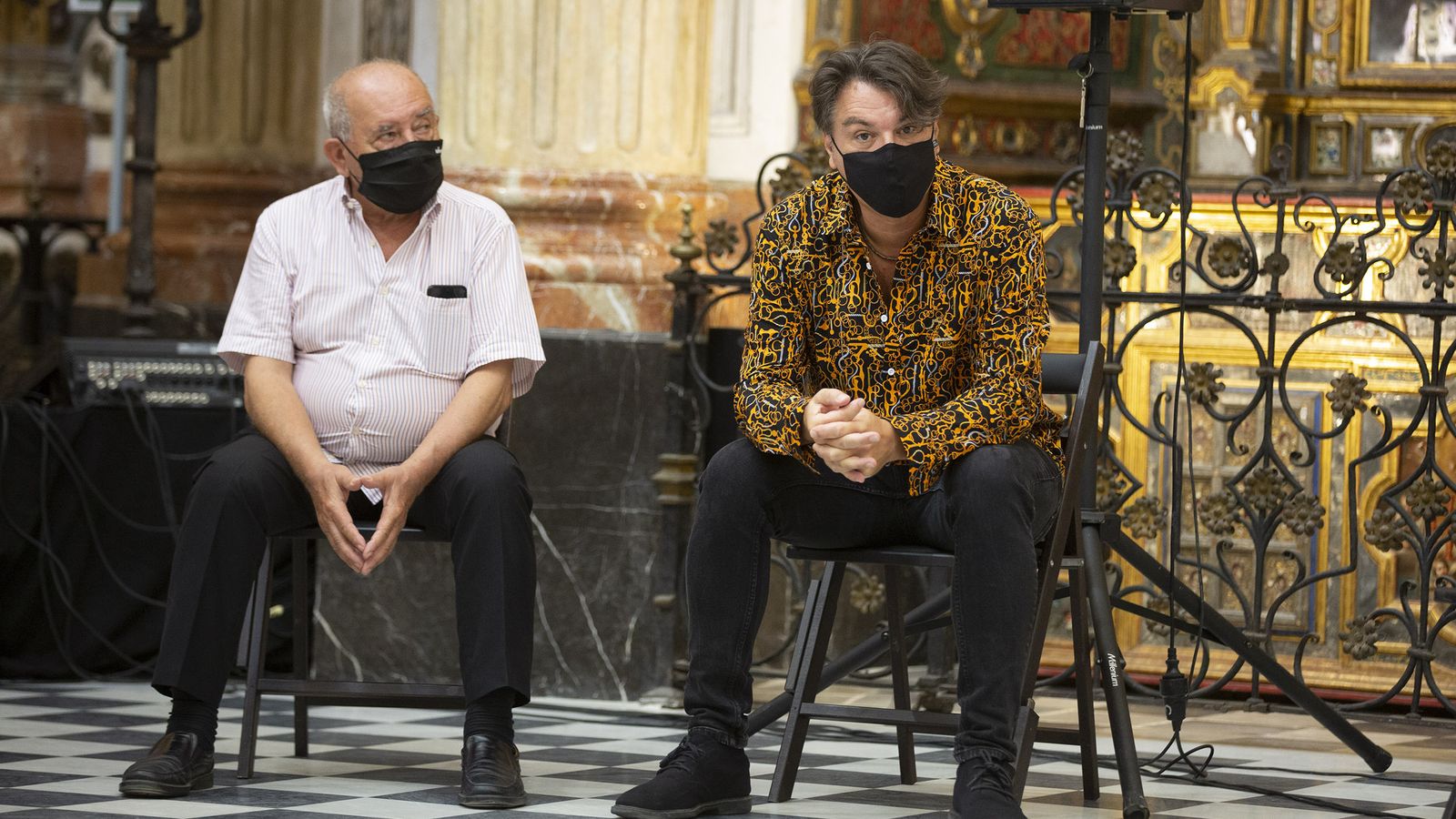 David Peña, Dorantes, con el director de la Bienal Antonio Zoido.