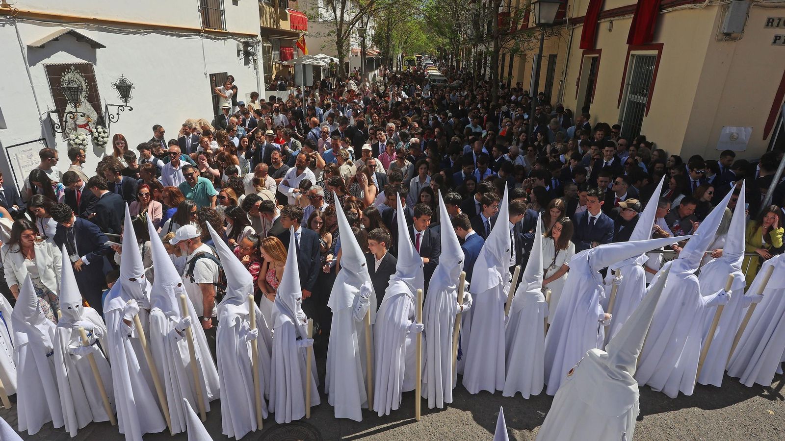 Nazarenos de la Paz.