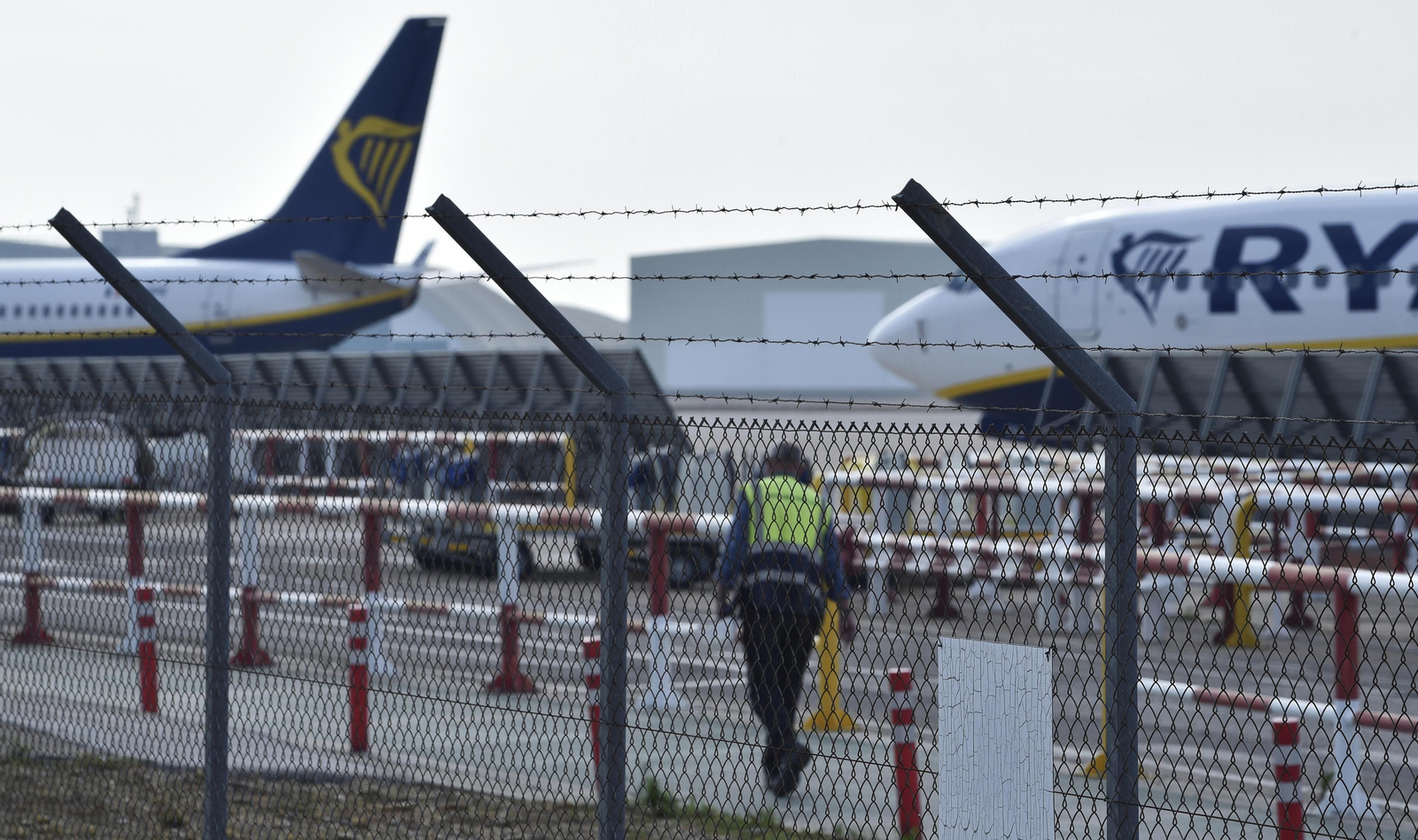 Vallado perimetral actual del aeropuerto de San Pablo.