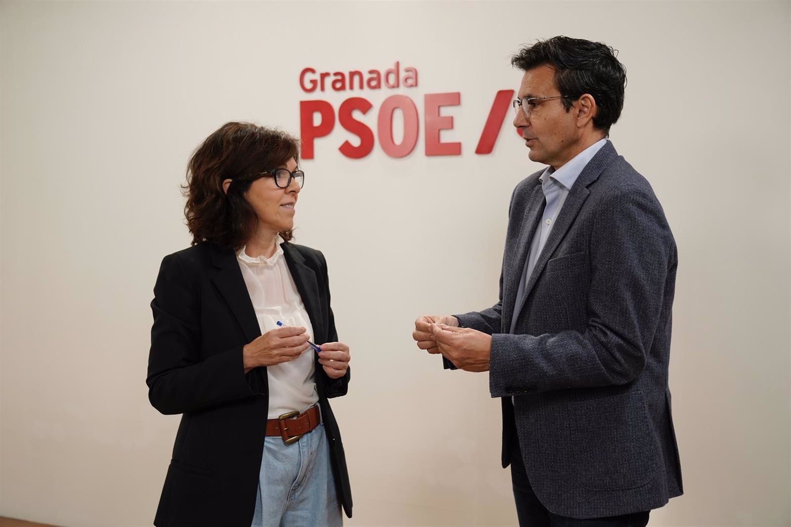 El PSOE de Granada ve el Presupuesto de la Junta "injusto para las familias porque reduce el gasto social"