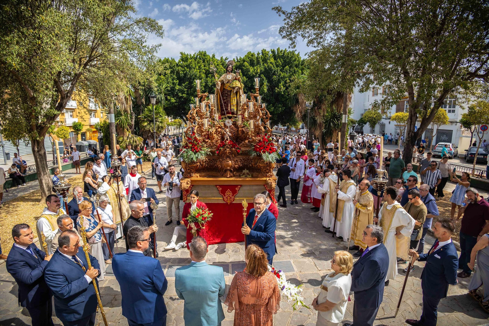 Las imágenes de la procesión extraordinaria del Patrón San José en San Fernando