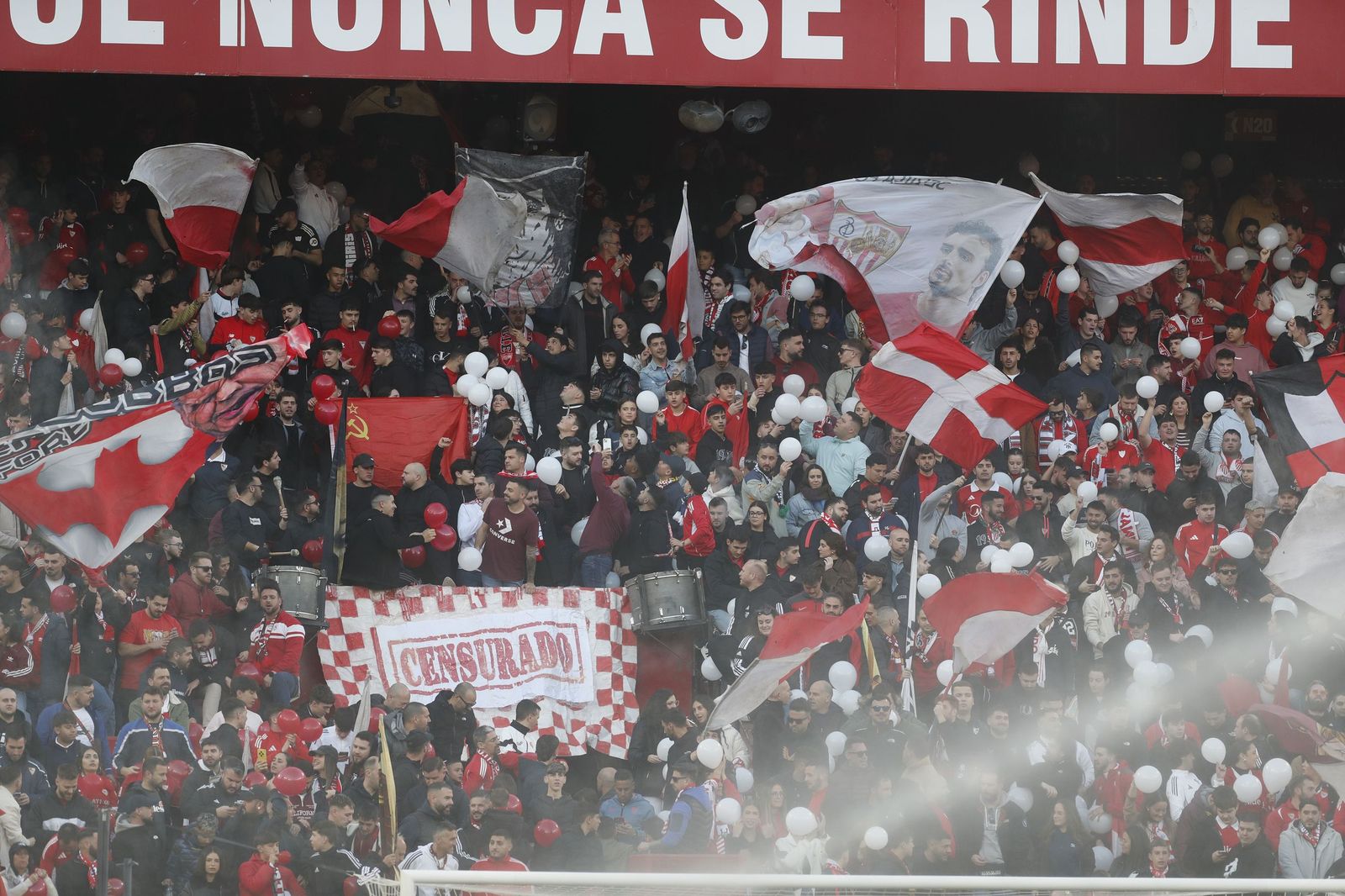 Búscate en las fotos del Sevilla FC - Alavés