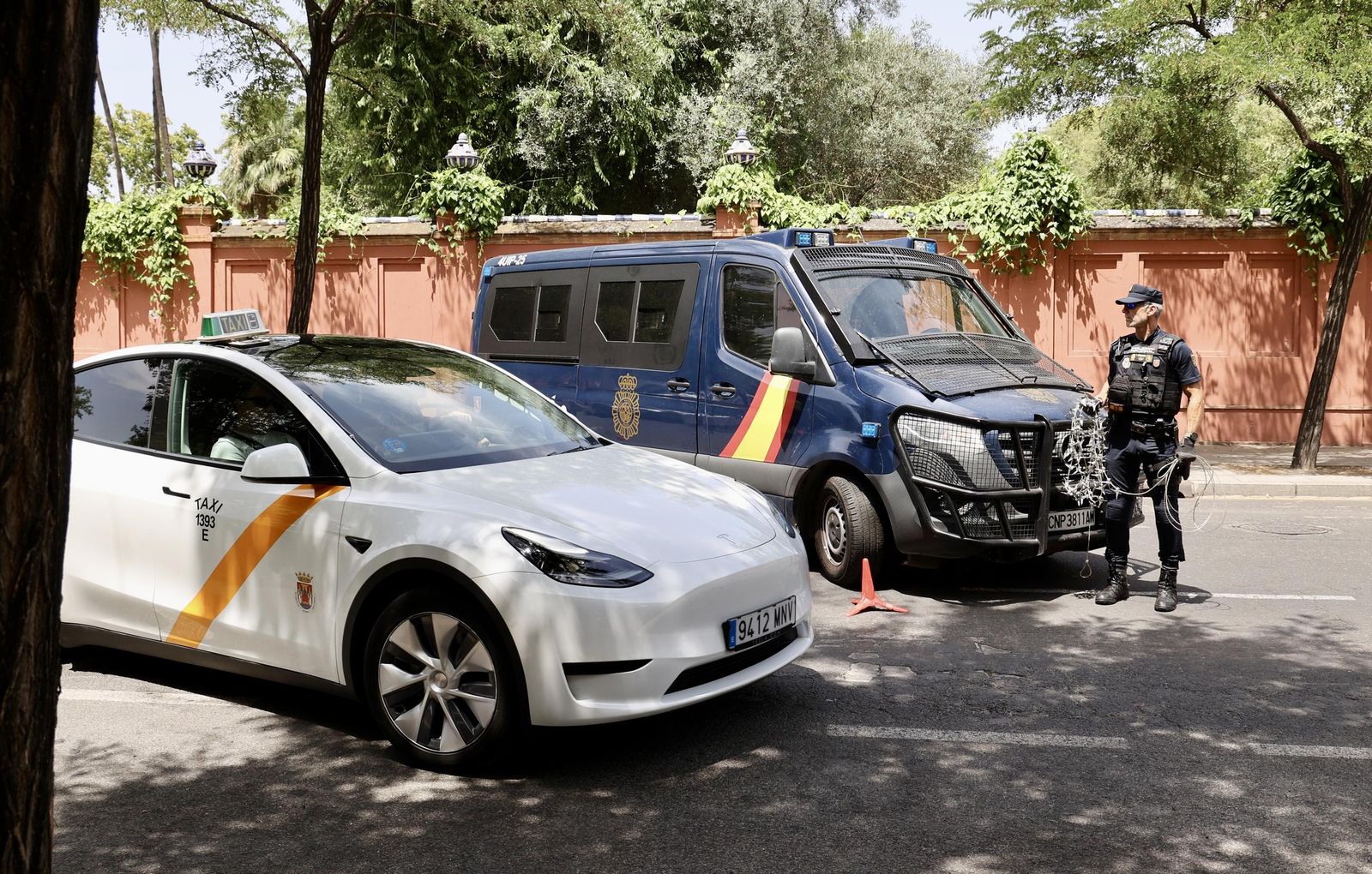 Policía Nacional hace inspecciones del subsuelo y con los perros para la ONU