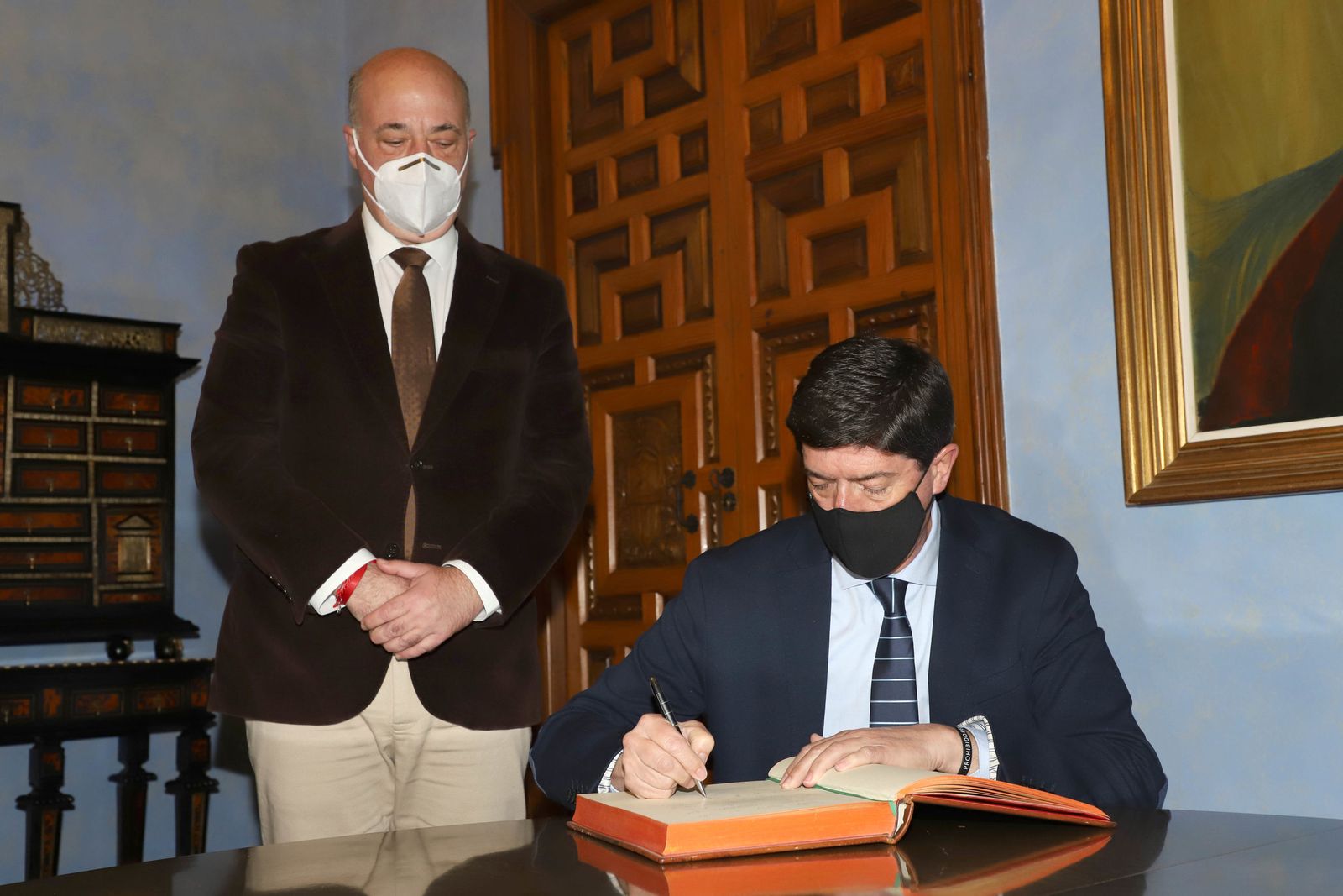 Antonio Ruiz y Juan Marín durante la visita institucional del vicepresidente de la Junta.