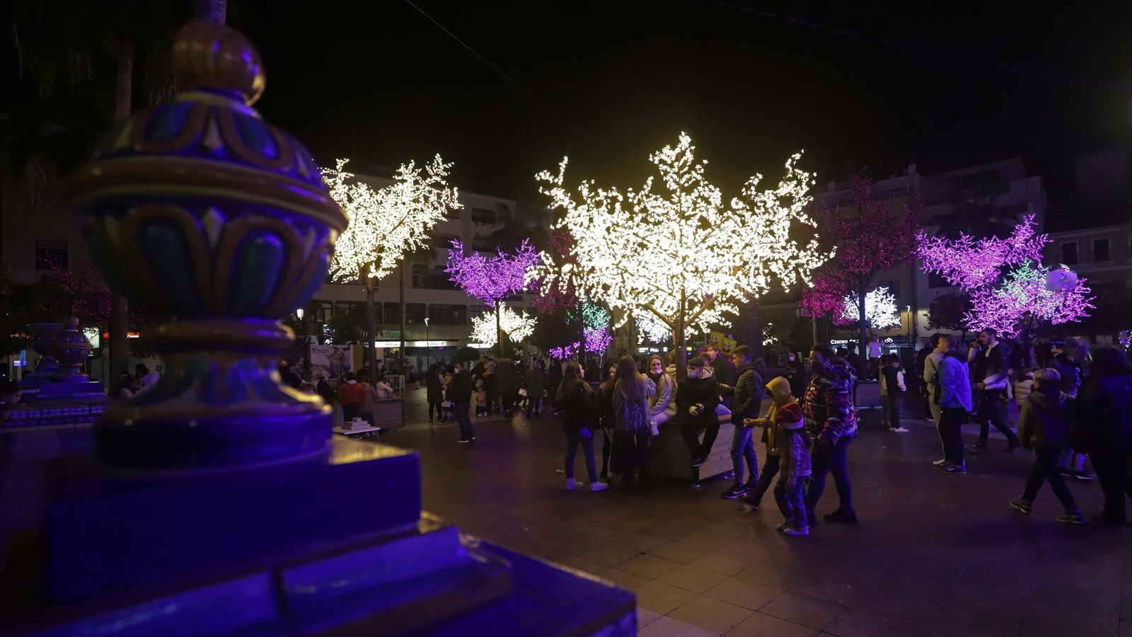 Fotos del encendido del alumbrado navideño en Algeciras