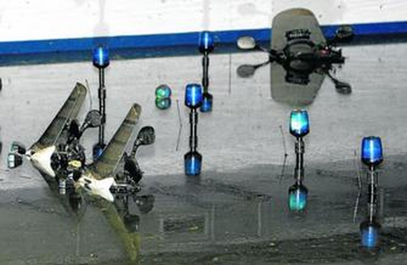 Imagen del garaje de la Policía Local inundado tras las fuertes lluvias de octubre de 2007.