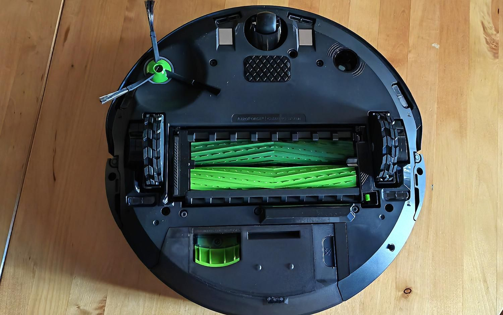 Robot aspirador y friegasuelos Roomba Combo j9+
