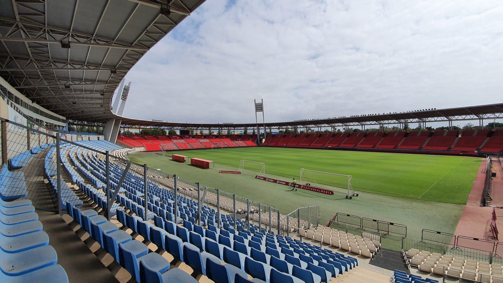 Aspecto del Mediterráneo, ya metido en las primeras semanas de la obra.